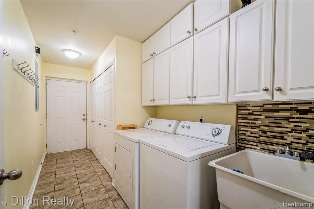 4275 DEESIDE Drive, Brighton, MI 48116 — Photo 14