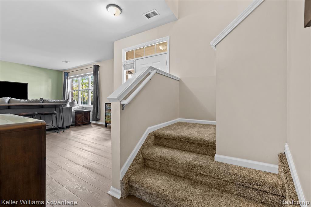 4240 Hampton Ridge Boulevard, Howell, MI 48843 — Photo 9