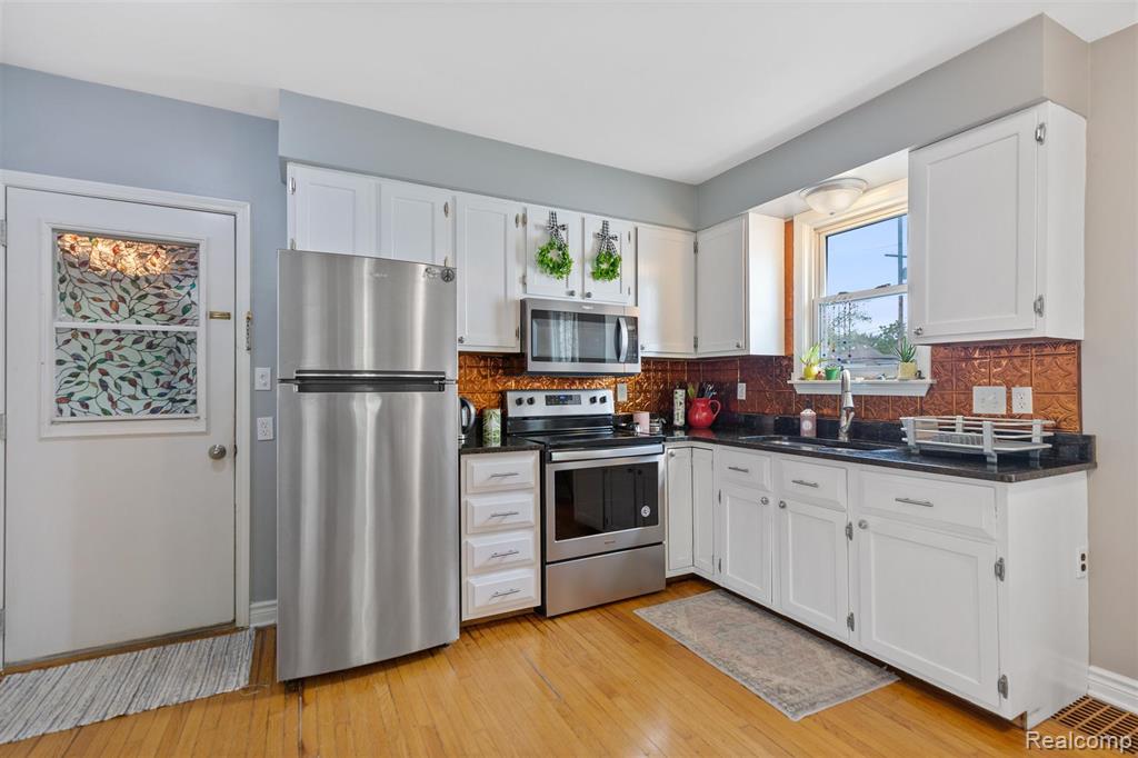 1 Jones Street, Yale, MI 48097 — Photo 13