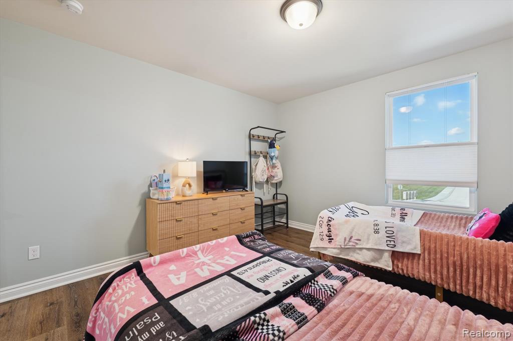 51300 Kirby Drive, New Baltimore, MI 48047 — Photo 32