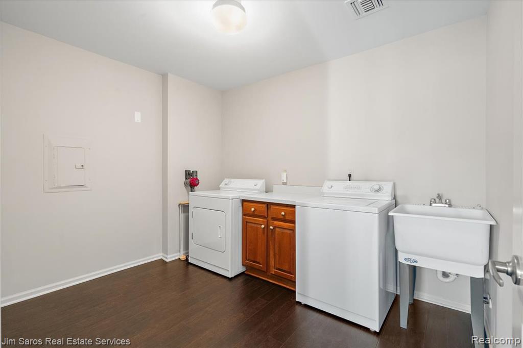 74 Pointe Park Place, Grosse Pointe Park, MI 48230 — Photo 23