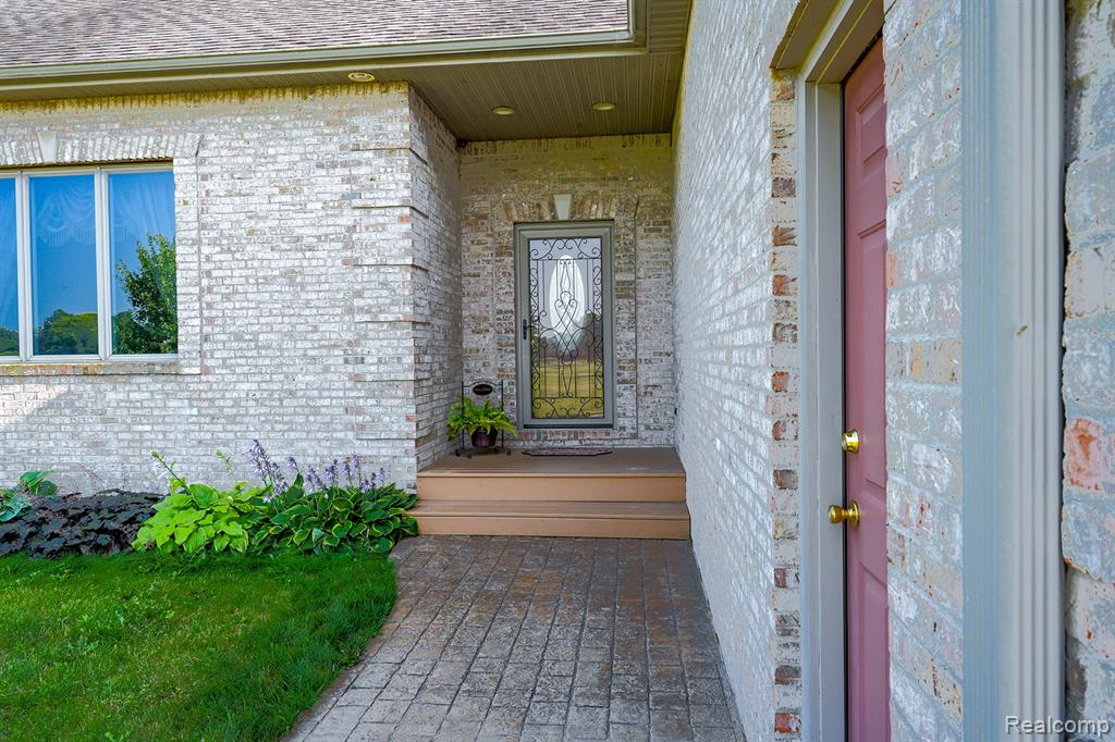 6225 Grand Blanc Road, Swartz Creek, MI 48473 — Photo 9