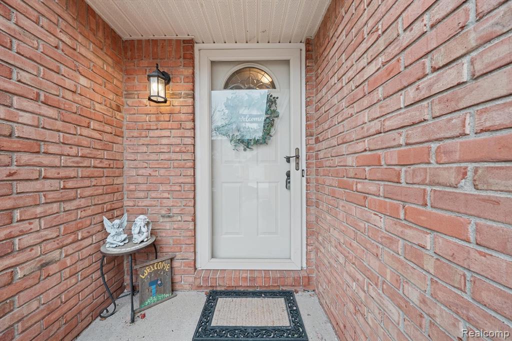 8770 Hardwood Drive, Belleville, MI 48111 — Photo 3