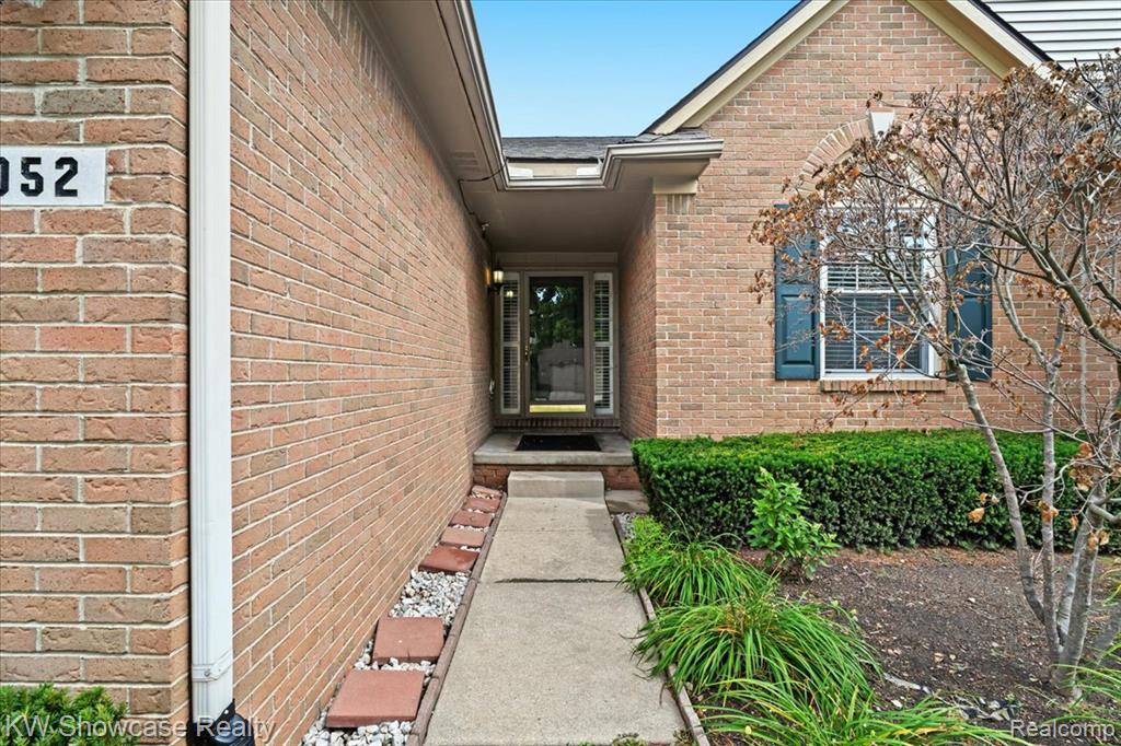8052 Springdale Drive, White Lake, MI — Photo 4