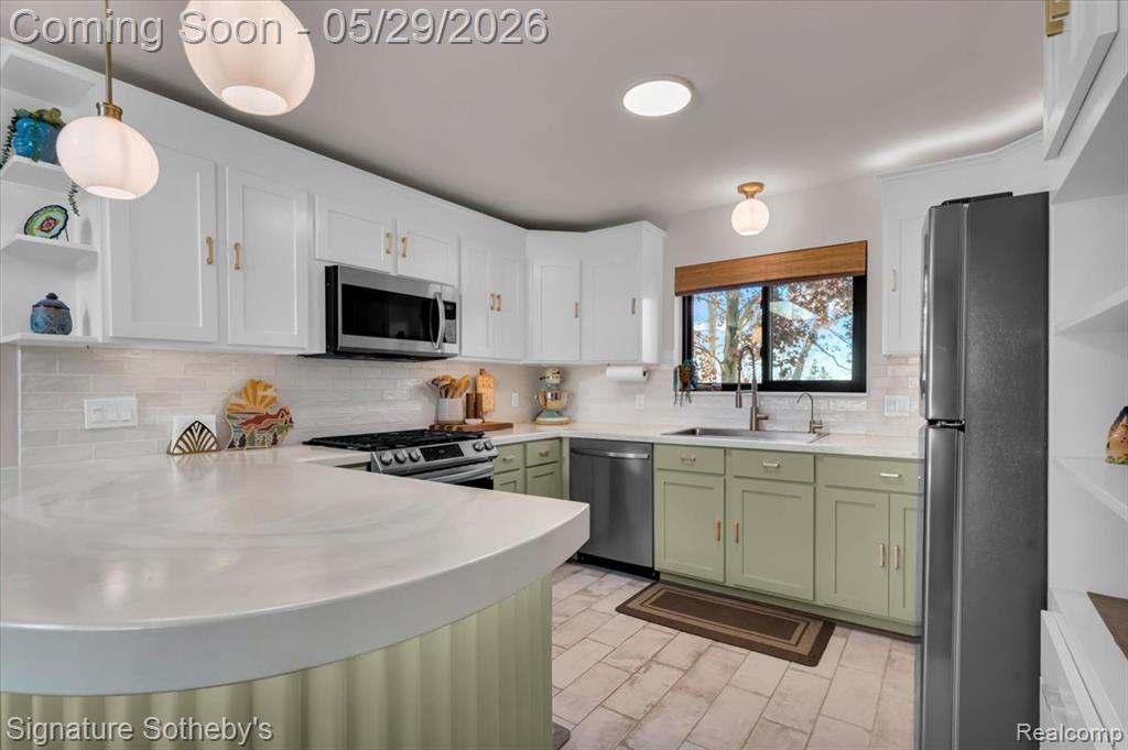 6692 Balmoral Terrace, Clarkston, MI — Photo 14
