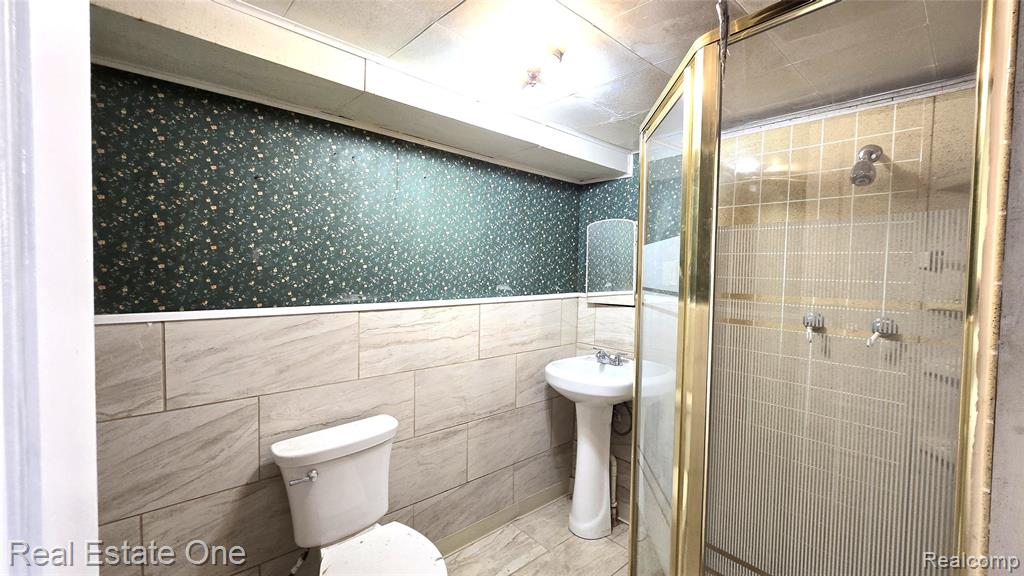 126 E Leroy Street E, River Rouge, MI 48218 — Photo 14
