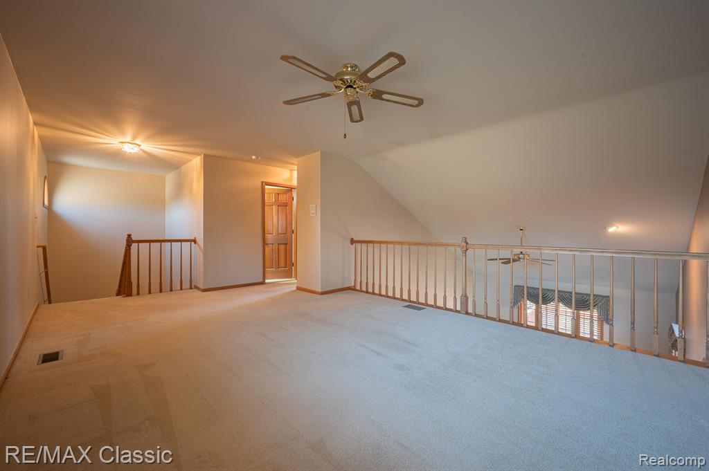 1049 ELMWOOD Drive, 13, Brighton, MI 48116 — Photo 18