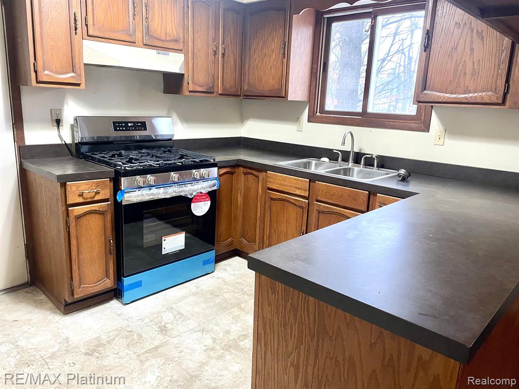 1269 N LAKE PLEASANT Road, Attica, MI 48412 — Photo 9