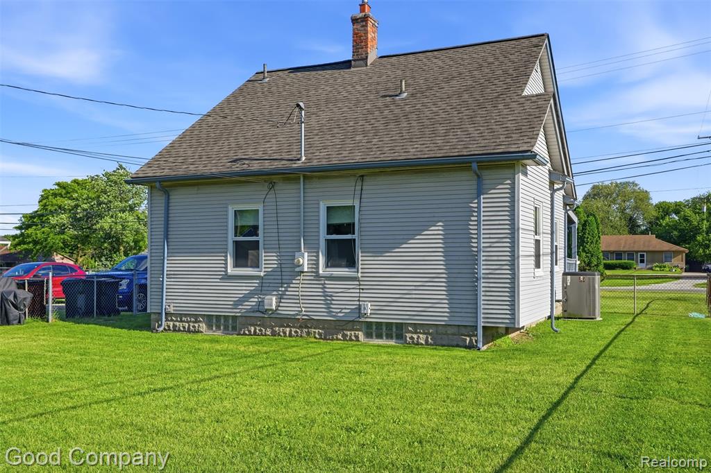 4415 Auburn Road, Shelby Twp, MI 48317 — Photo 32