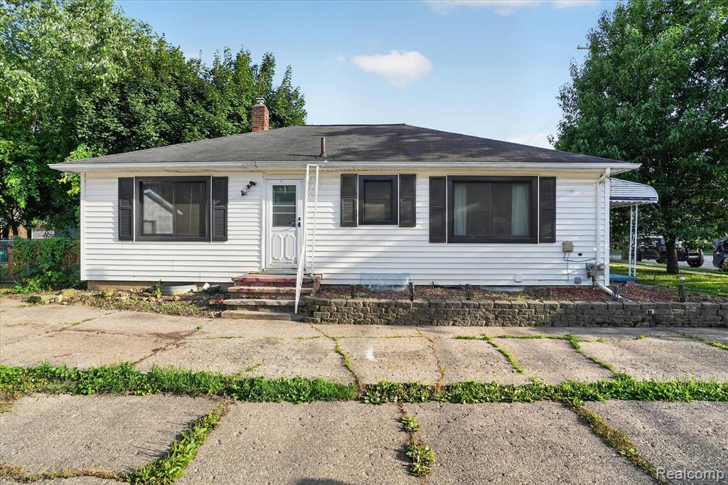 422 N Francis Avenue, Lansing, MI 48912 — Photo 3