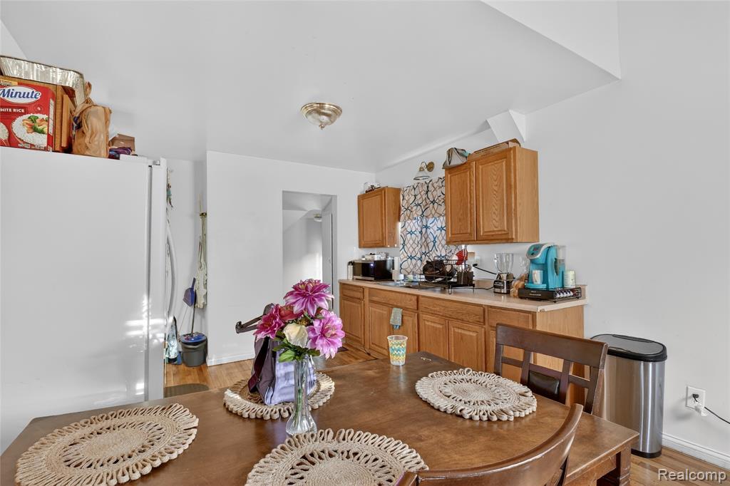 7296 Dacosta, Redford, MI 48239 — Photo 10