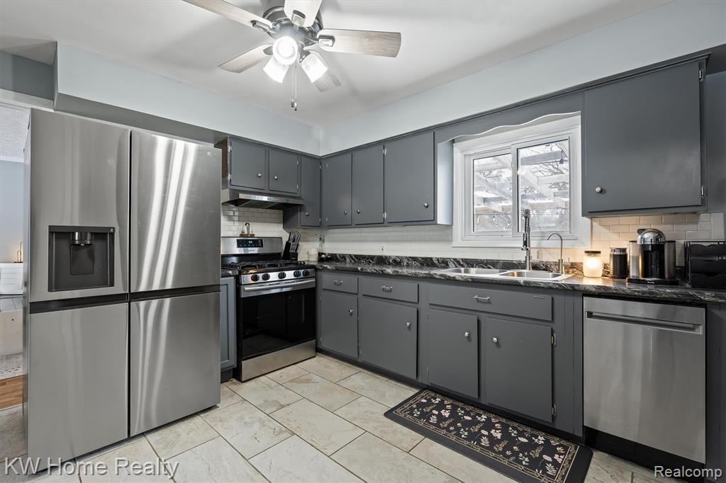 8535 Andersonville Road, Clarkston, MI — Photo 6