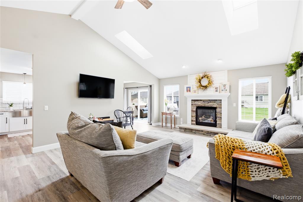 4907 Camelot Drive, Kimball, MI — Photo 4