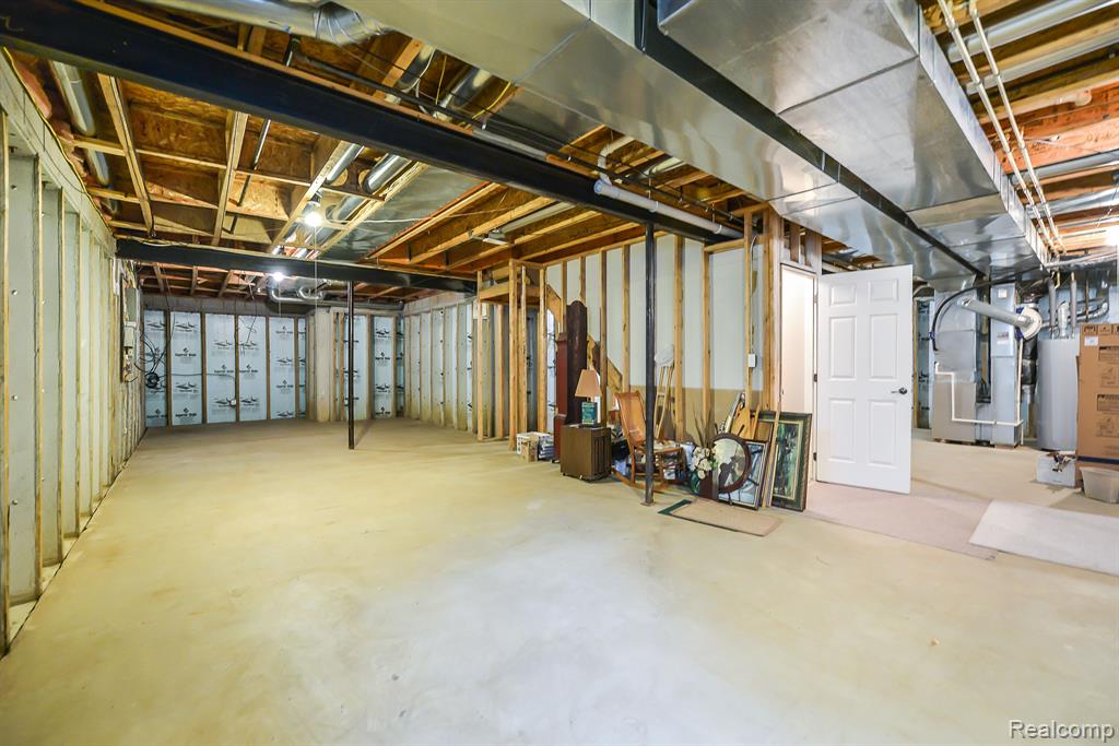 2578 SIGNATURE Circle, Pinckney, MI 48169 — Photo 40