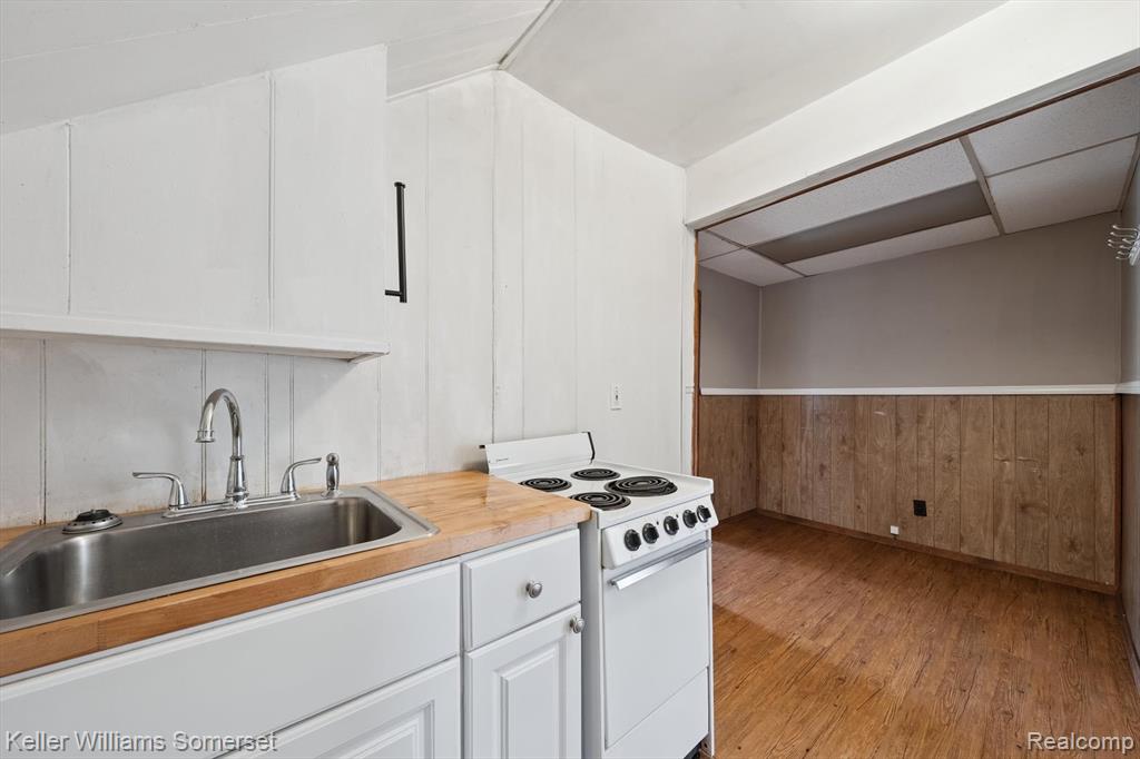 1511 E Harry Avenue, Hazel Park, MI 48030 — Photo 30