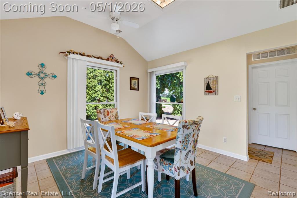 604 Gaffney, Highland, MI 48356 — Photo 8