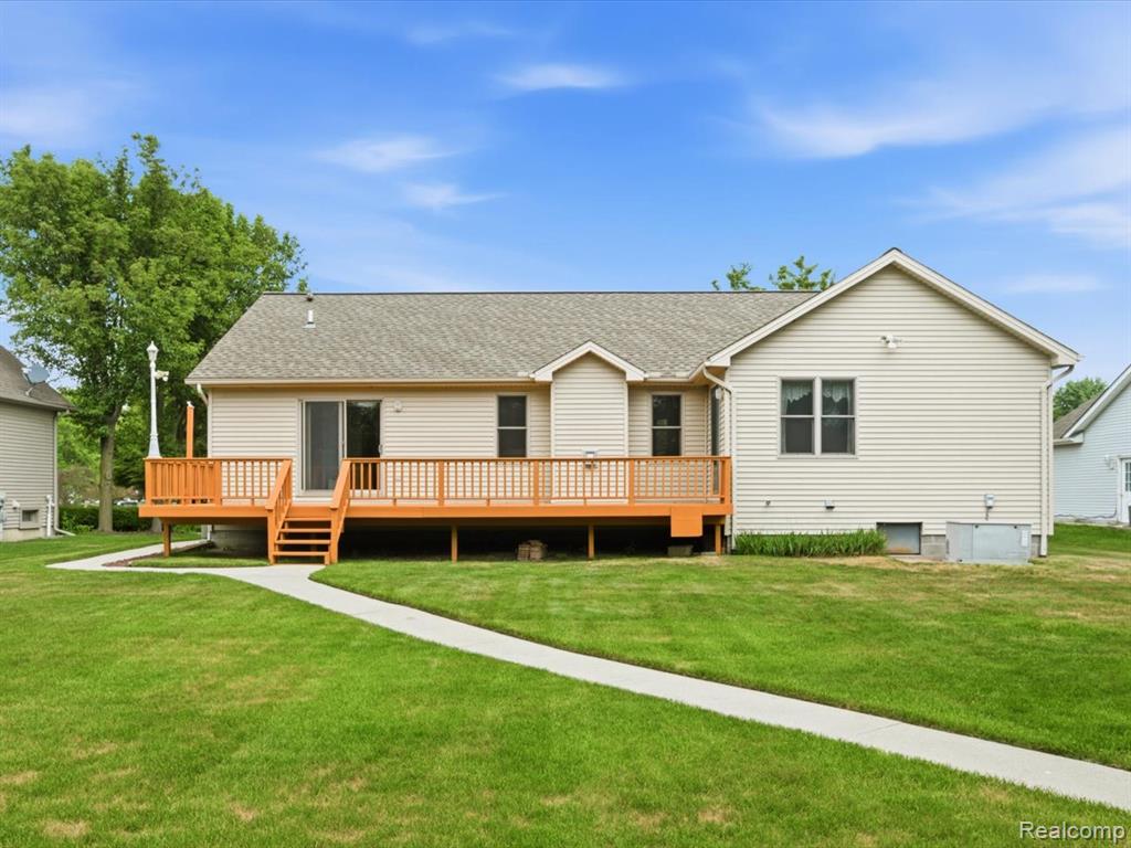 4305 Juniper Lane, Port Huron, MI 48060 — Photo 33