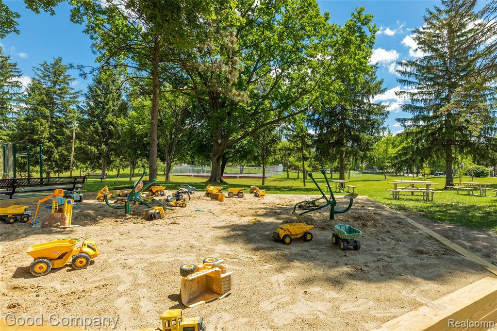 606 Magnolia Avenue, Royal Oak, MI 48073 — Photo 46