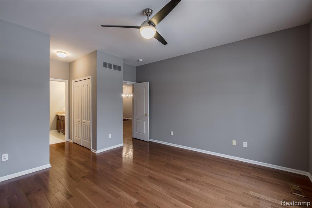 5710 Pinecroft Court, Clarkston, MI — Photo 18