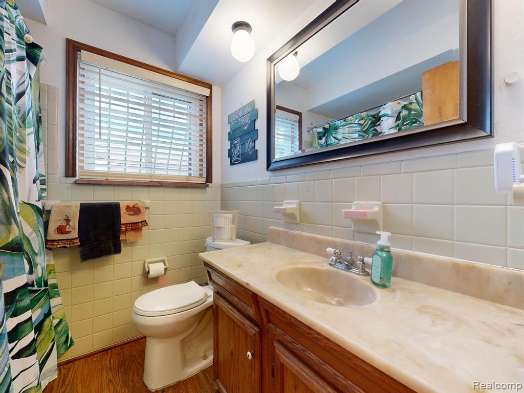 206 Wellington Crescent, Mount Clemens, MI 48043 — Photo 30