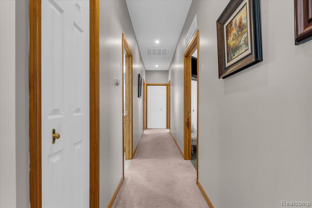 27520 West Road, New Boston, MI 48164 — Photo 39