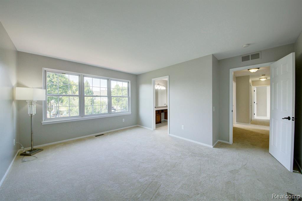 44914 FAIR OAKS Drive, Canton, MI 48187 — Photo 19