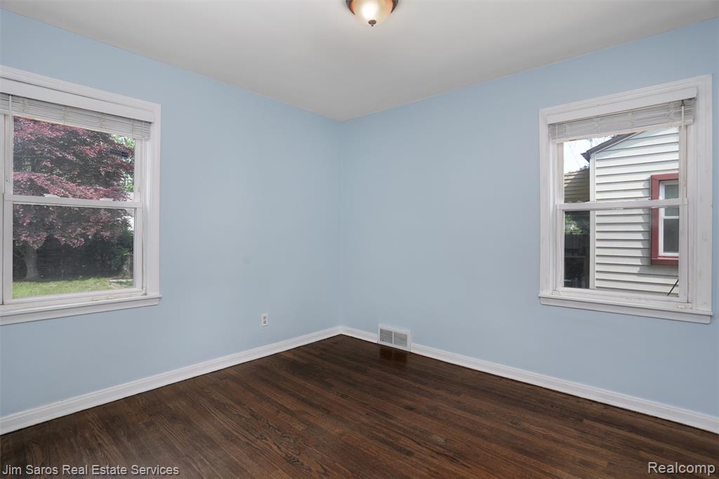 716 S Dorchester Avenue, Royal Oak, MI 48067 — Photo 13