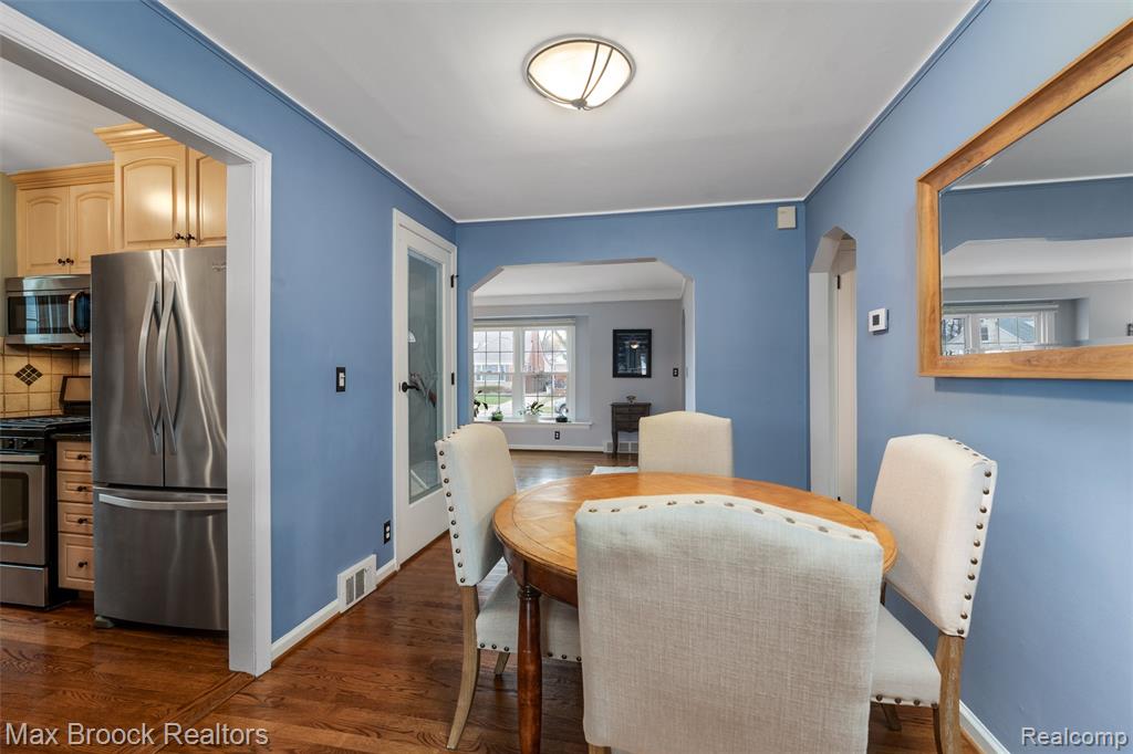 4321 Robinwood Avenue, Royal Oak, MI 48073 — Photo 7
