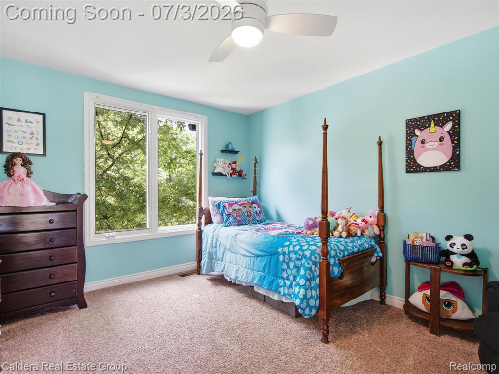 56015 Parkview Drive, Utica, MI 48316 — Photo 48