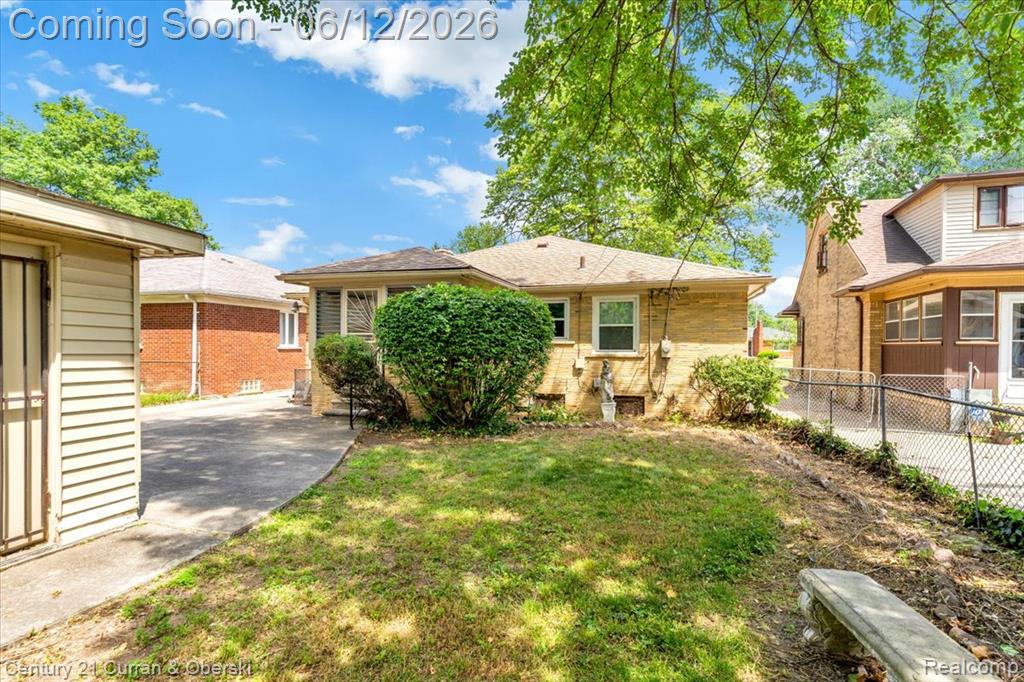 20123 Lauder Street, Detroit, MI 48235 — Photo 28