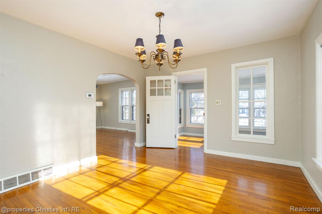 431 Cabinet Street, Milford, MI 48381 — Photo 9