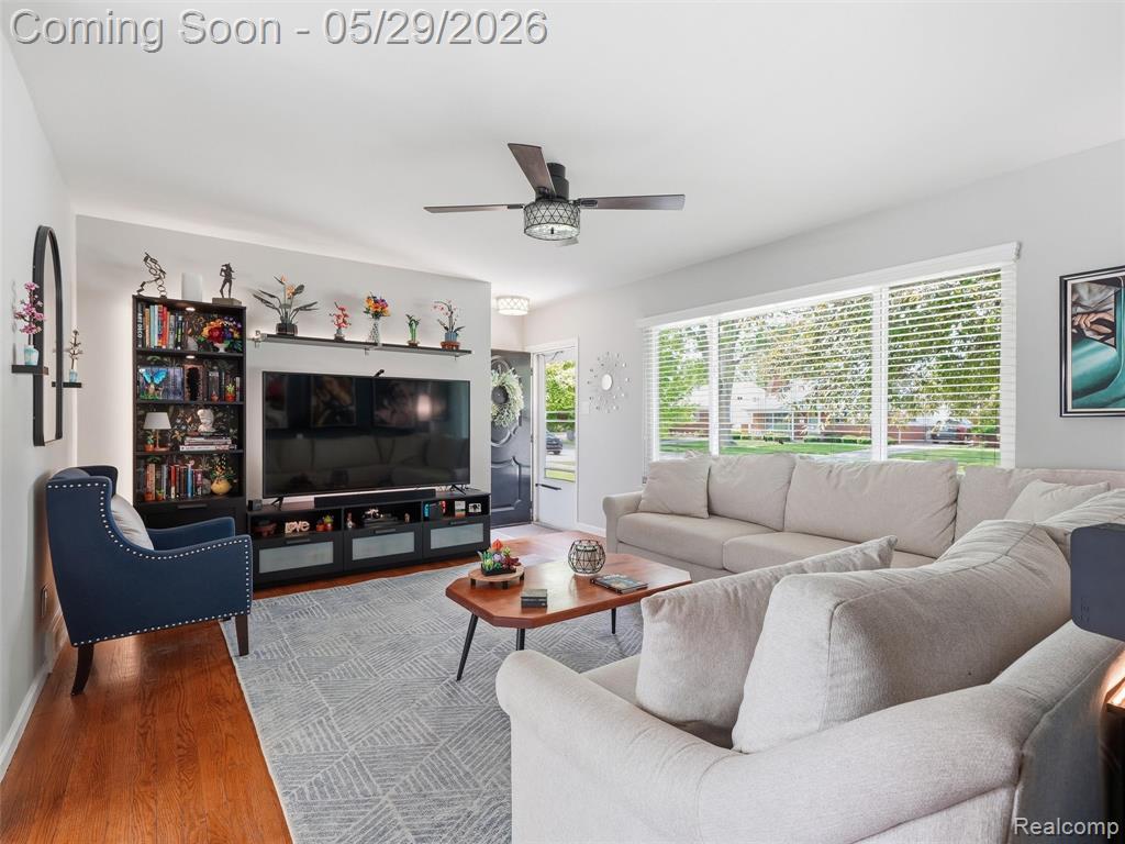30728 Whittier Avenue, Madison Heights, MI 48071 — Photo 4