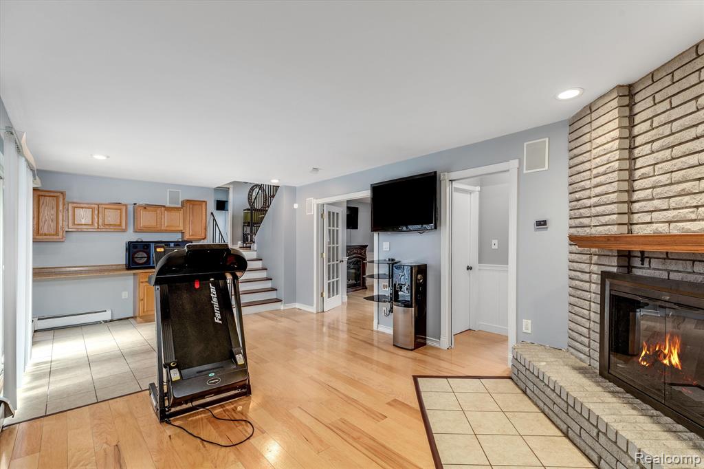 5559 Abington, West Bloomfield, MI — Photo 18
