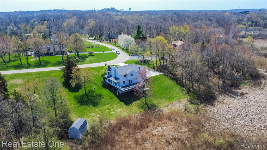 3306 Muirfield Circle, White Lake, MI 48383 — front exterior