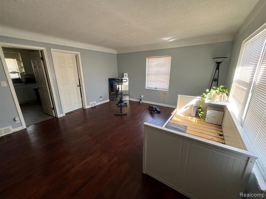5500 Chalmers Street, Detroit, MI 48213 — Photo 27