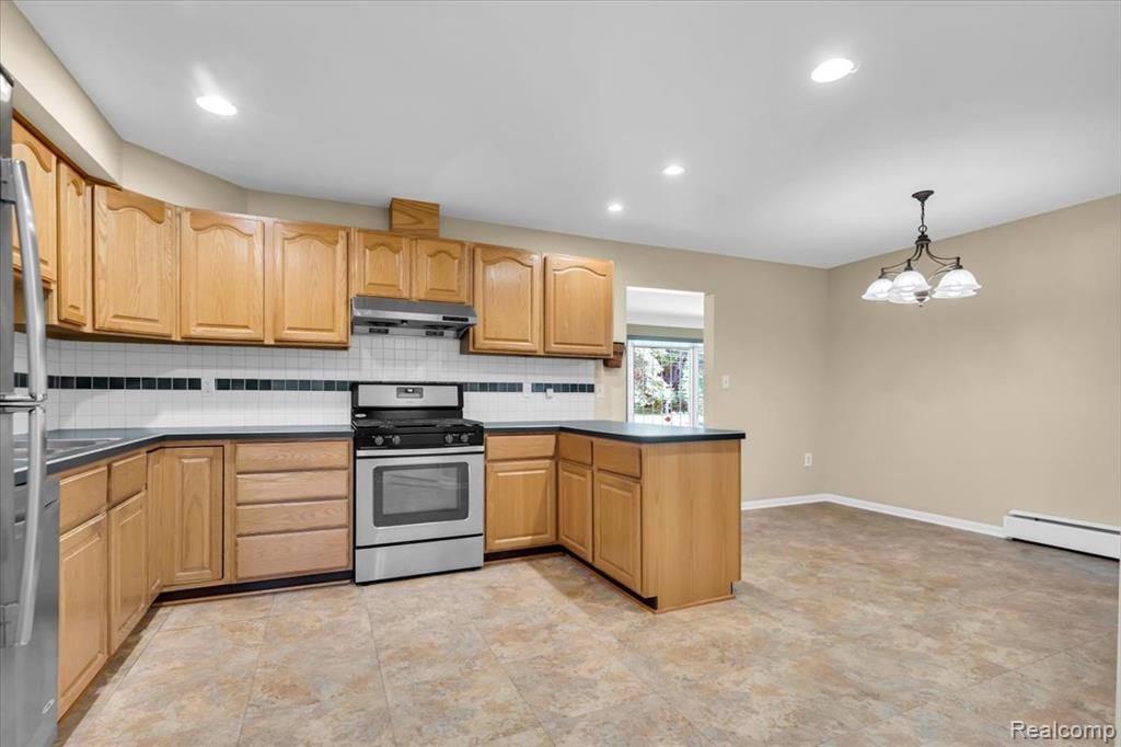 778 Troywood Drive, Troy, MI 48083 — Photo 13