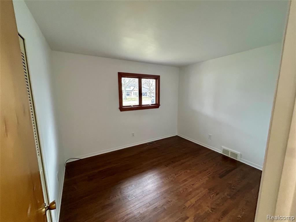 443 Boutell Drive, Grand Blanc, MI 48439 — Photo 14
