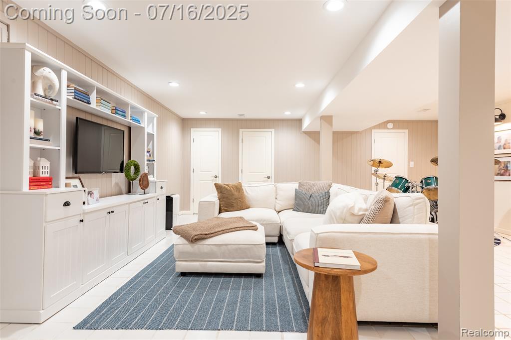7366 E Maple Avenue, Grand Blanc, MI 48439 — Photo 40