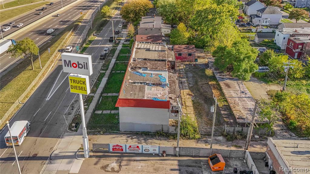 7579 Chrysler, Detroit, MI 48211 — Photo 3