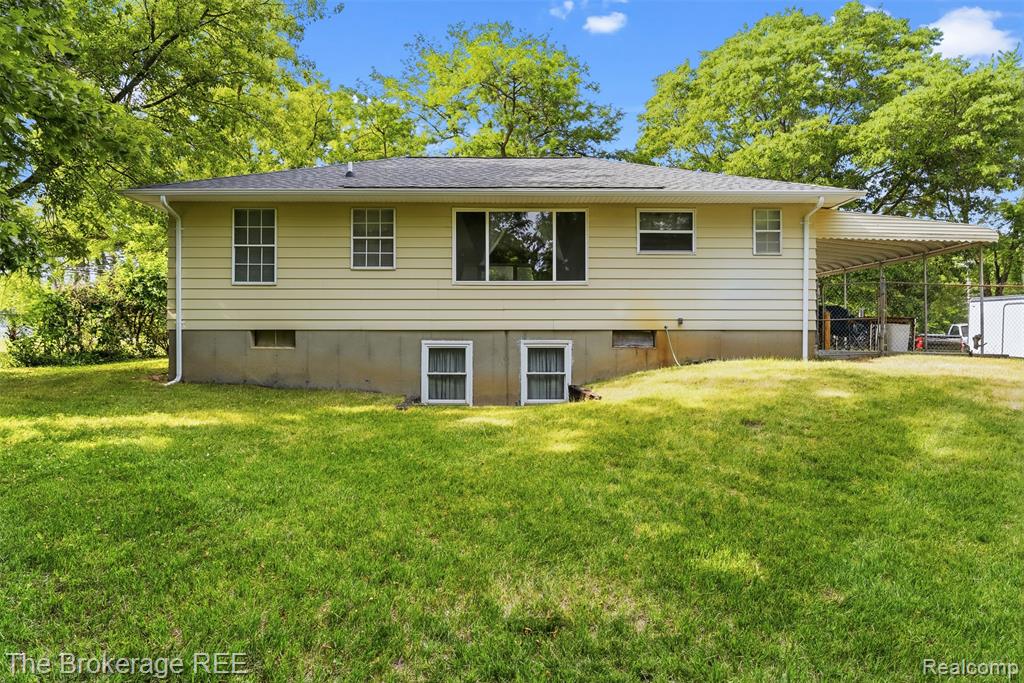 6509 Silver Lake Road, Linden, MI 48451 — Photo 42