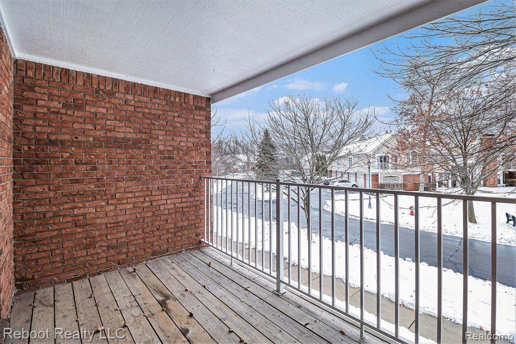 56234 Troon Dr N, Shelby Twp, MI 48316 — Photo 10