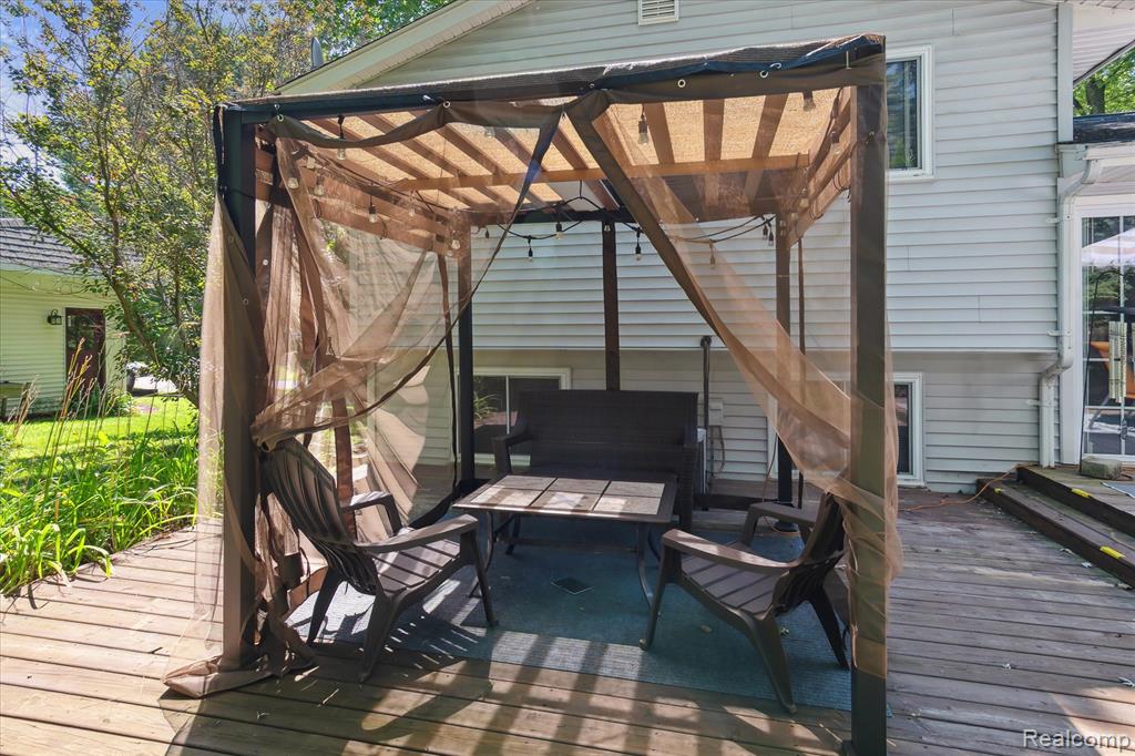 4304 Woodcock Way, Highland, MI — Photo 36