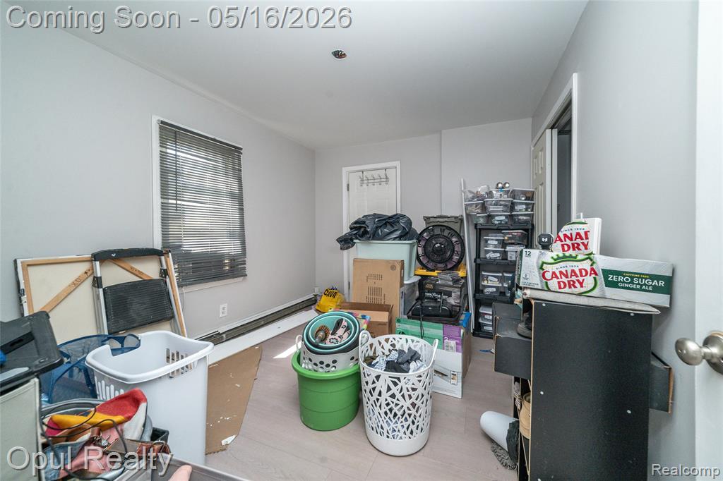 21001 Parker Street, Farmington, MI 48336 — Photo 16