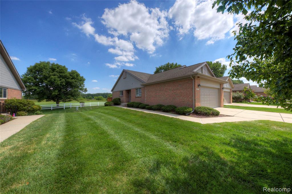 1913 Pebble Creek Drive, Canton, MI 48188 — Photo 5