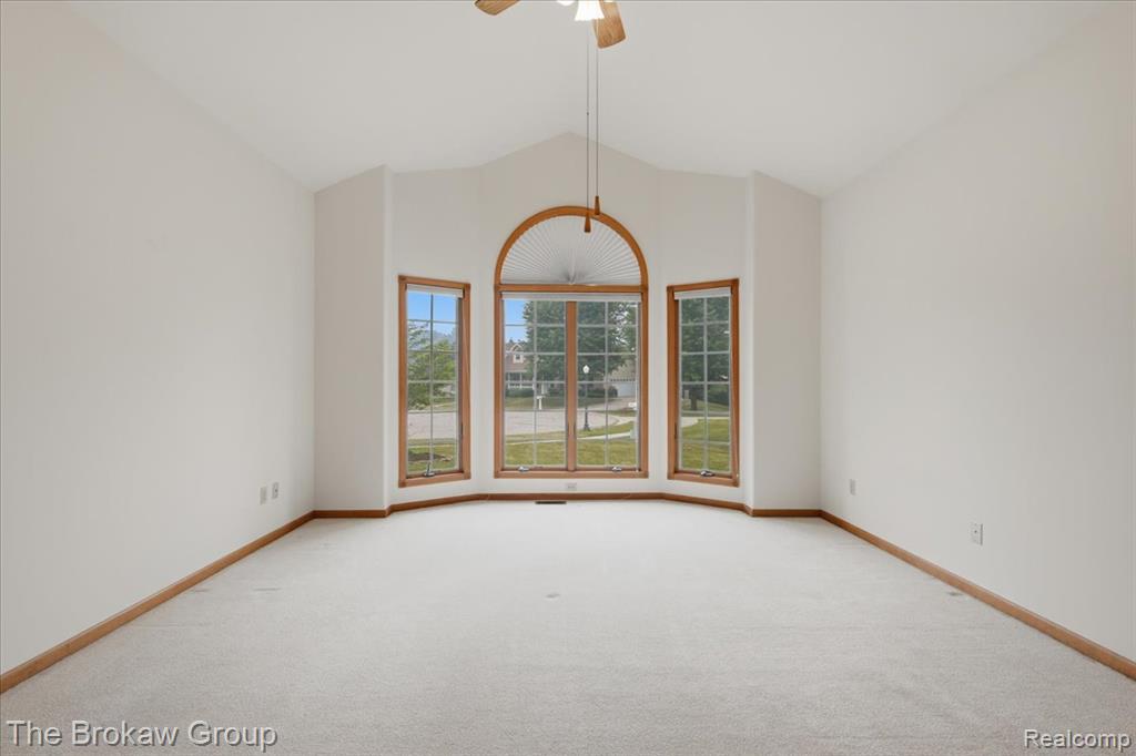 10261 Coachman Court, Davison, MI 48423 — Photo 24