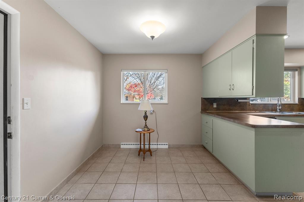 446 LINDEN Court, Saline, MI 48176 — Photo 22