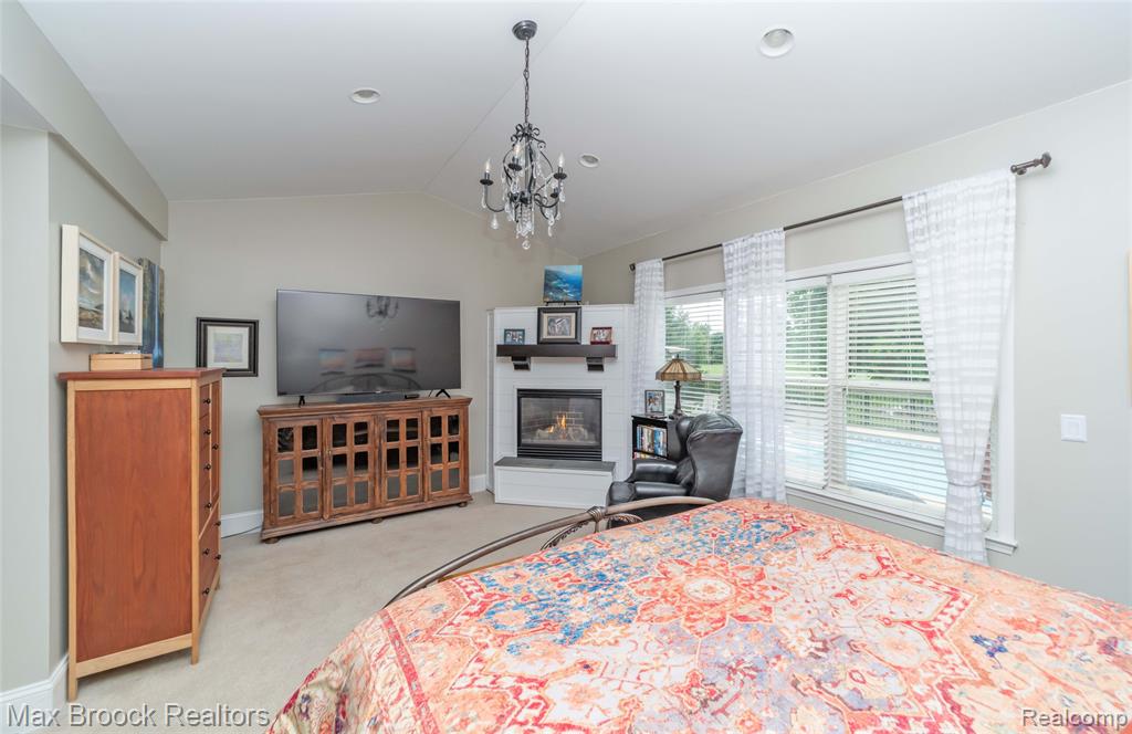 1478 Courtney Court, Hartland, MI 48353 — Photo 32