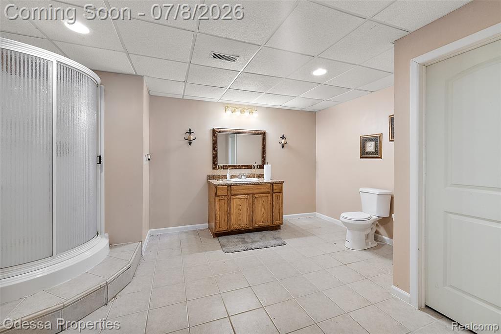 12984 Azure Drive, Utica, MI 48315 — Photo 60