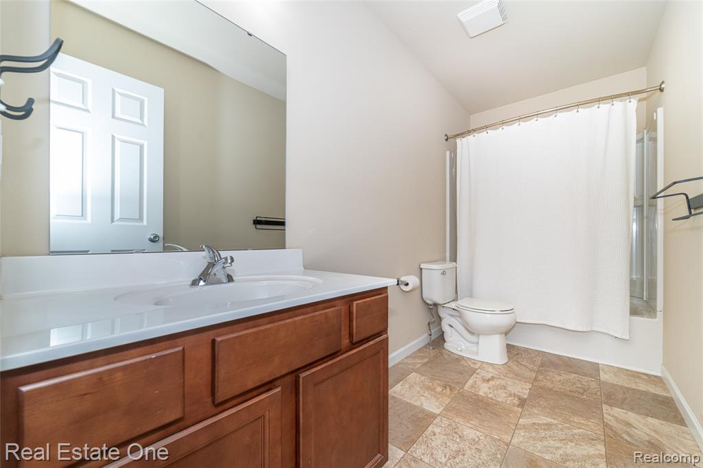 750 Dewars Street, Howell, MI 48843 — Photo 29