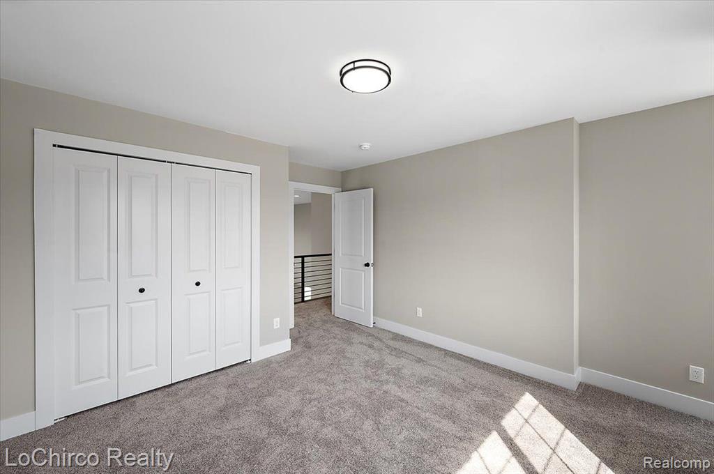 49355 LANGFORD Drive, Macomb, MI 48044 — Photo 24